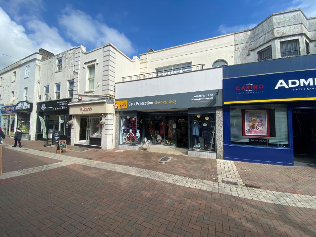 Front of property taken from Poole High Street