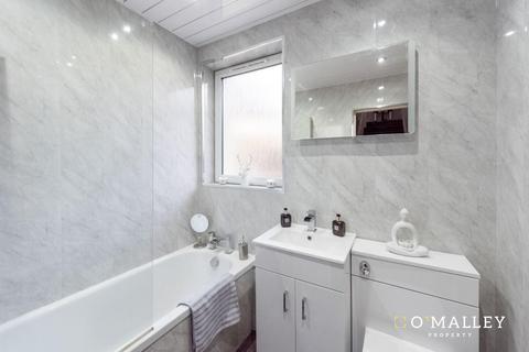 10 Ochilview, Alva, FK12 5EU
