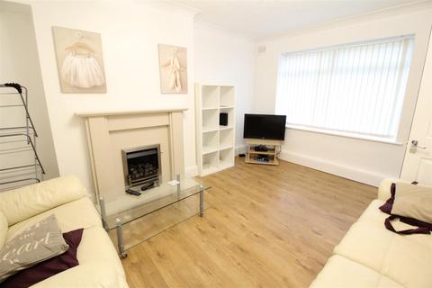 2 bedroom semi-detached house to rent, *£140pppw Excluding Bills* Abbey Bridge, Lenton, NG7 2NH