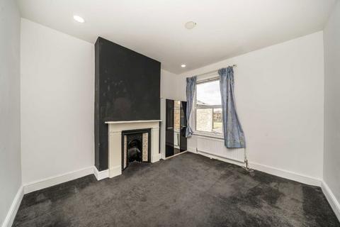 5 bedroom house to rent, Ivydale Road, London SE15