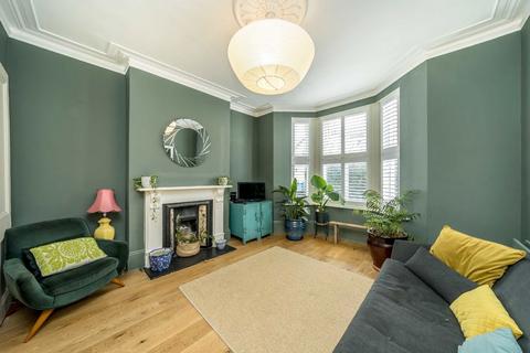 5 bedroom detached house to rent, Ivydale Road, London SE15