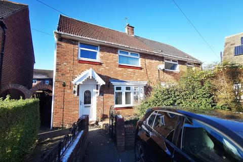 3 bedroom semi-detached house to rent, Cathiness Square, Sunderland, SR5