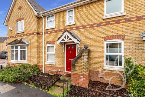 2 bedroom terraced house to rent, Derwent Road, Colchester