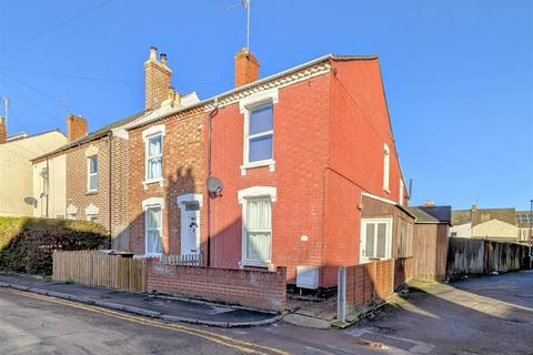 2 bedroom semi-detached house for sale, Melbourne Street East, Gloucester GL1