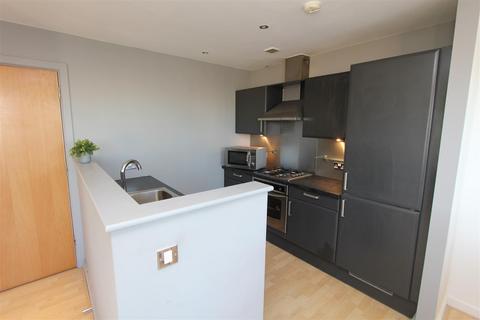 2 bedroom flat to rent, St James Quay, Brewery Wharf