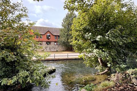 3 bedroom end of terrace house to rent, Chesil Street, Winchester, Hampshire, SO23