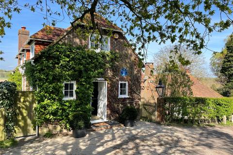 5 bedroom detached house to rent, Stone, Tenterden, Kent, TN30