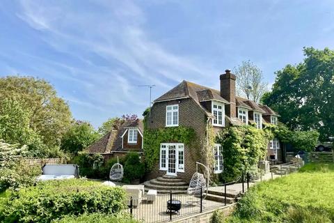 5 bedroom detached house to rent, Stone, Tenterden, Kent, TN30