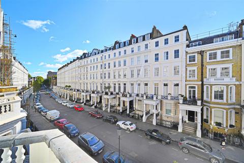 2 bedroom flat to rent, Lexham Gardens, London, W8