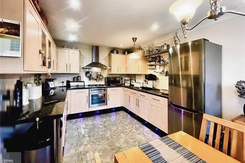 5 bedroom end of terrace house for sale, Hornbeam Square, Ryde, Isle of Wight