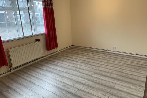 1 bedroom maisonette to rent, Harlington, UB3 5LS