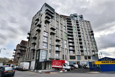 Studio to rent, Sovereign Tower, 1 Emily Street, London, E16