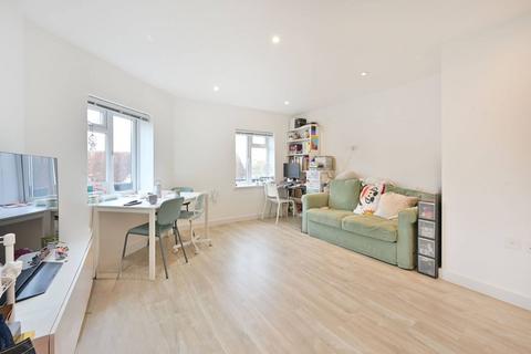 2 bedroom flat for sale, Bury Fields, Guildford, GU2