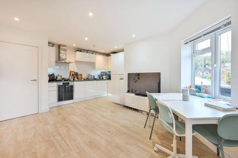 2 bedroom flat for sale, Bury Fields, Guildford, GU2