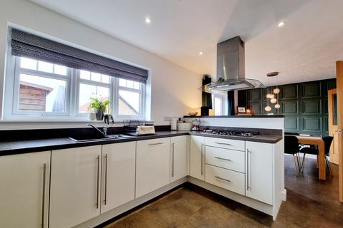 4 bedroom detached house for sale, Mason Avenue, Shotley Bridge