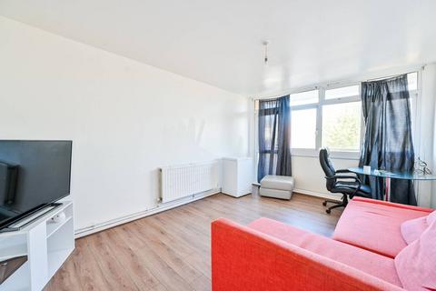 2 bedroom flat to rent, Olney Road, Elephant and Castle, London, SE17