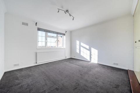 4 bedroom terraced house to rent, Langford Road,  Barnet,  EN4