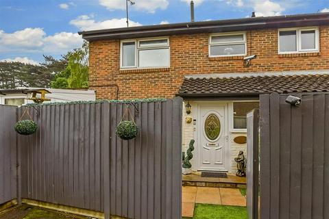 5 bedroom end of terrace house for sale, Rectory Way, Kennington, Ashford, TN24