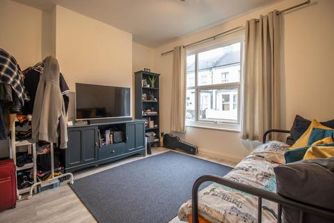 1 bedroom flat for sale, Gordon Road, Southend-on-Sea SS1