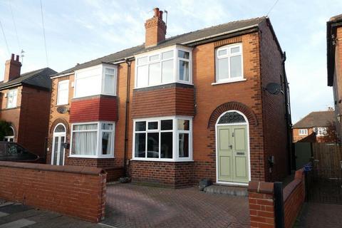 3 bedroom semi-detached house to rent, Welbeck Road, Bennetthorpe, Doncaster, DN4