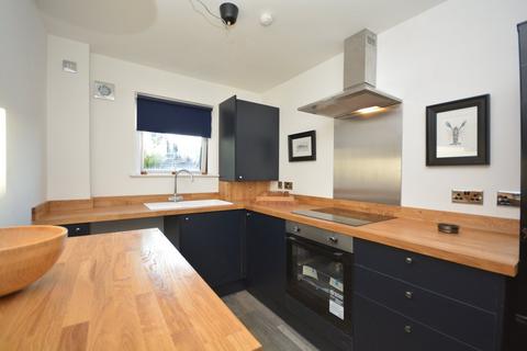 1 bedroom ground floor flat for sale, Kings Road, Beith, KA15