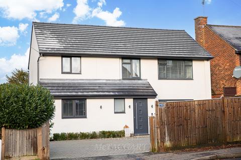 4 bedroom detached house for sale, Dunnings Road, East Grinstead RH19