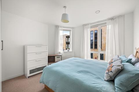 20 Dock Meadow Reach, London, W7 2QN