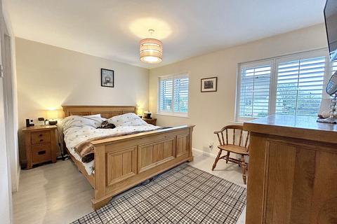 7 Abbotsfield, Totton, Southampton, SO40 3GW