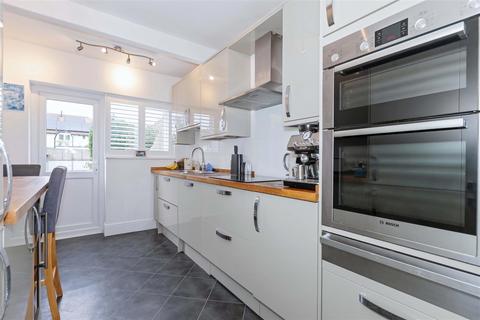 4 bedroom house for sale, Heatherstone Road, Worthing