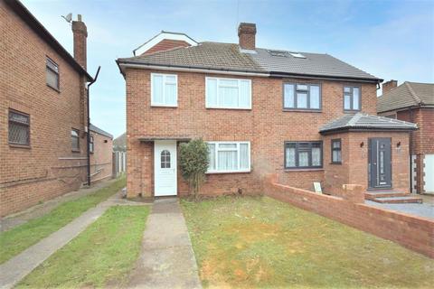 4 bedroom semi-detached house to rent, Maxwell Gardens Orpington BR6