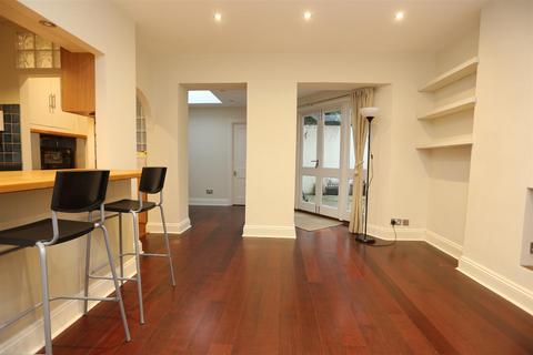 2 bedroom flat to rent, Hova Villas, Hove