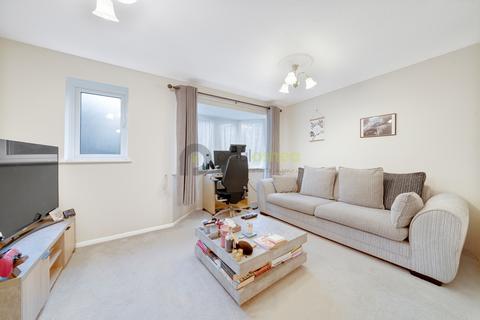 1 bedroom apartment for sale, Muggeridge Close, South Croydon, CR2 7LB