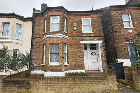 3 bedroom flat for sale, 196A Devonshire Road, Forest Hill, London, SE23 3TQ