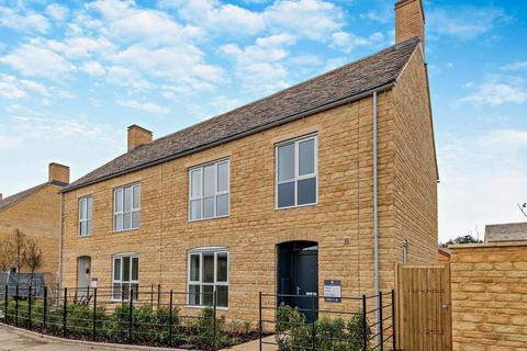 3 bedroom semi-detached house for sale, The Steadings, Cirencester, GL7