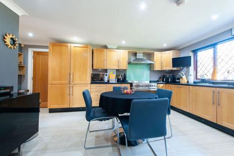 5 bedroom detached house for sale, Worcester Grove, Broadstairs CT10