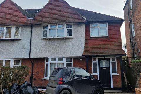 5 bedroom terraced house to rent, Neeld Crescent, Wembley