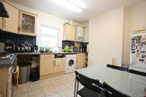 2 bedroom maisonette to rent, Harrow HA1