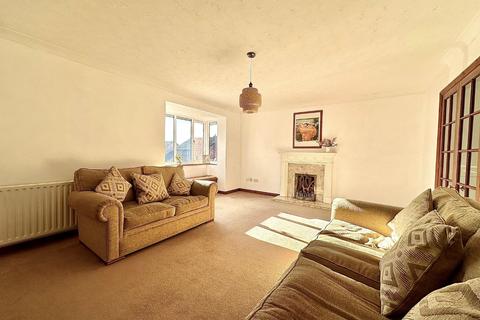 4 Bakewell Close, Northampton, NN4 9YY