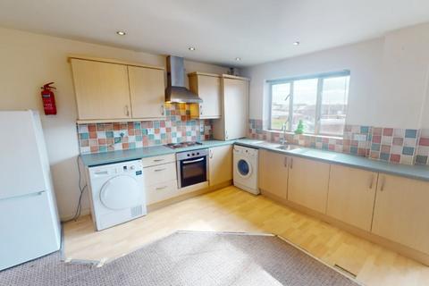 2 bedroom flat to rent, Royal Victoria Court, Gamble Street, Nottingham, Nottinghamshire, NG7