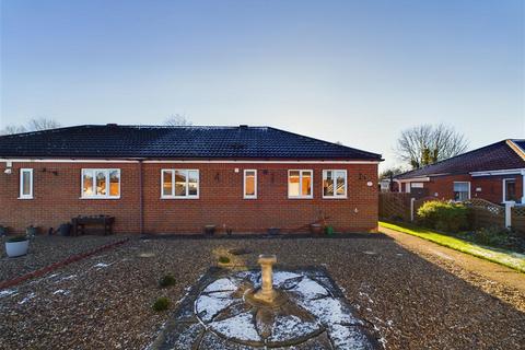 2 bedroom semi-detached bungalow for sale, 6 The Beeches, Driffield, YO25 5FN