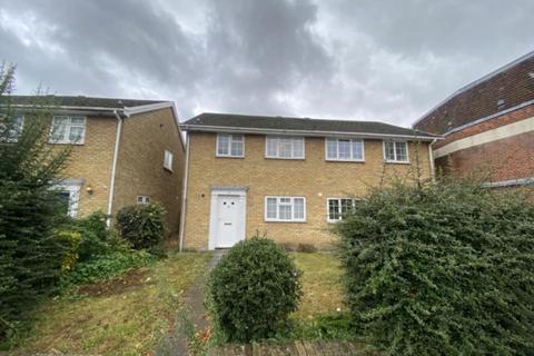 4 bedroom house to rent, 79 St. Judes Road Englefield Green Egham Surrey