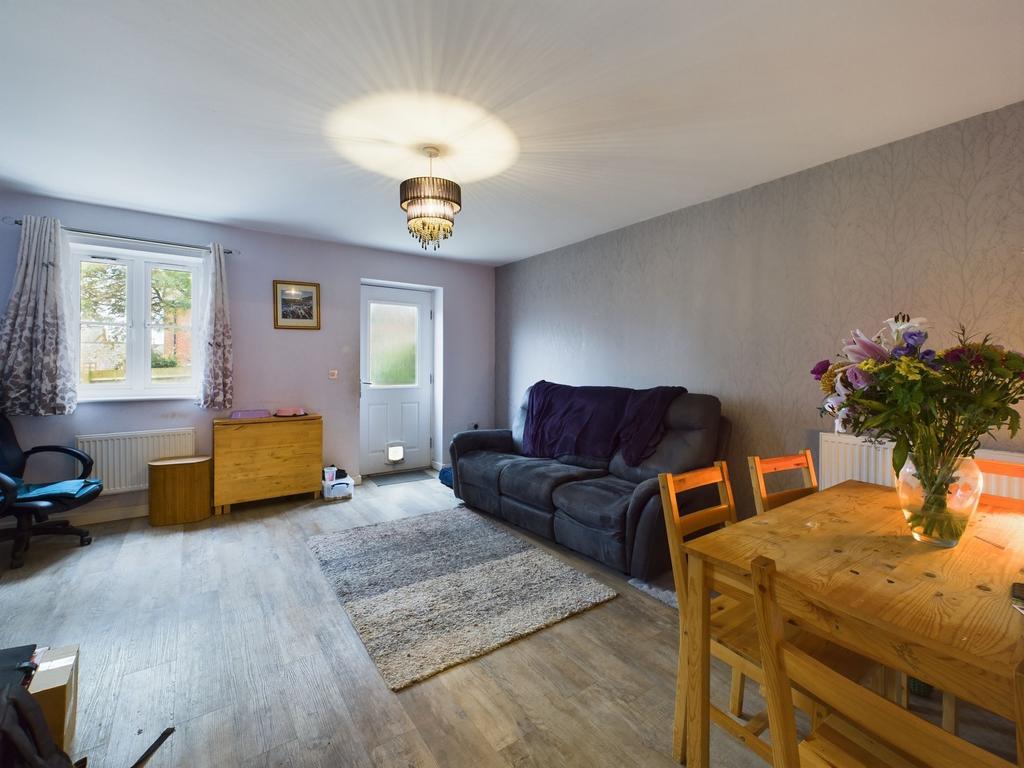 Sitting/Dining Room