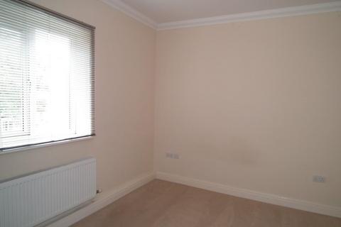 2 bedroom apartment to rent, Theatre Court, Derngate, NN1