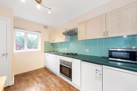 1 bedroom flat to rent, Hillreach, Woolwich, SE18