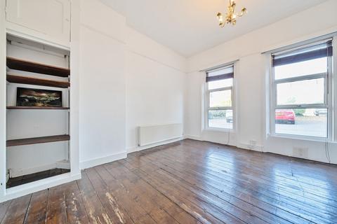 1 bedroom apartment for sale, Somertrees Avenue, London