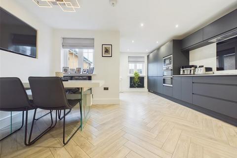 78 Ashington Drive, Arnold, Nottingham, NG5 8UA