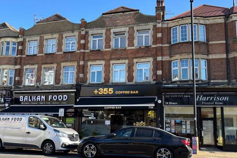 4 bedroom flat for sale, 738 Green Lanes, Winchmore Hill, London, N21 3RE