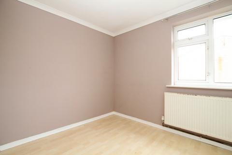 2 bedroom end of terrace house to rent, Holmcroft , Southgate, Crawley, West Sussex. RH10 6TN