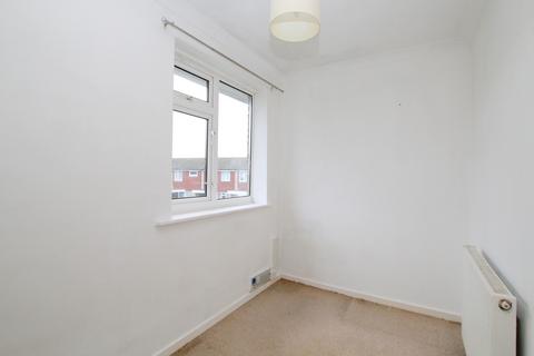 2 bedroom end of terrace house to rent, Holmcroft , Southgate, Crawley, West Sussex. RH10 6TN