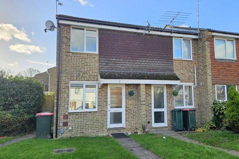 2 bedroom end of terrace house to rent, Holmcroft , Southgate, Crawley, West Sussex. RH10 6TN